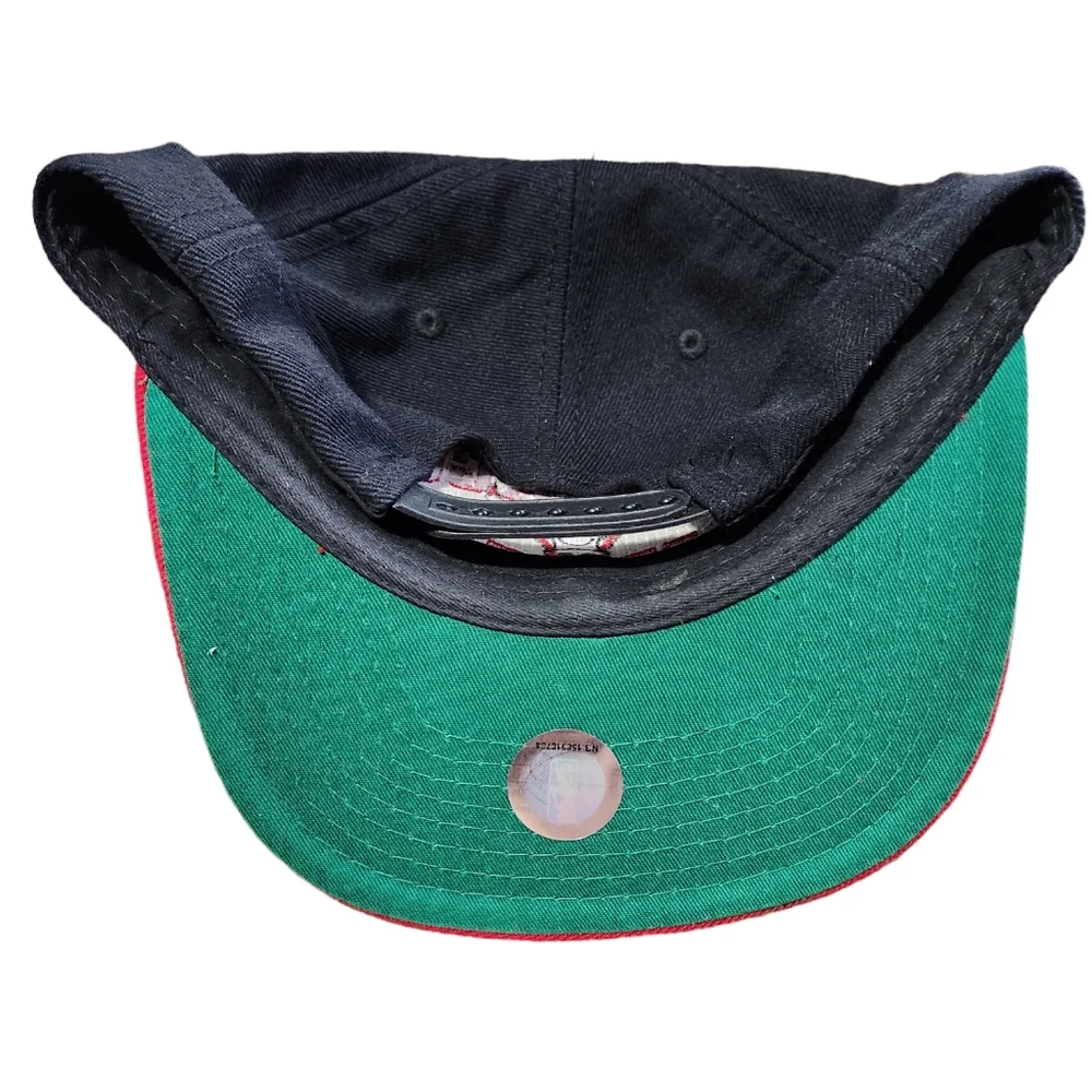 Vintage Style Adidas Chicago Bulls NBA Logo Snapback Hat - Picture 5 of 6